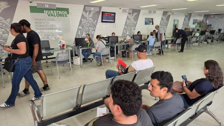 Módulo en Mazatlán para el trámite de la licencia de conducir permanente.