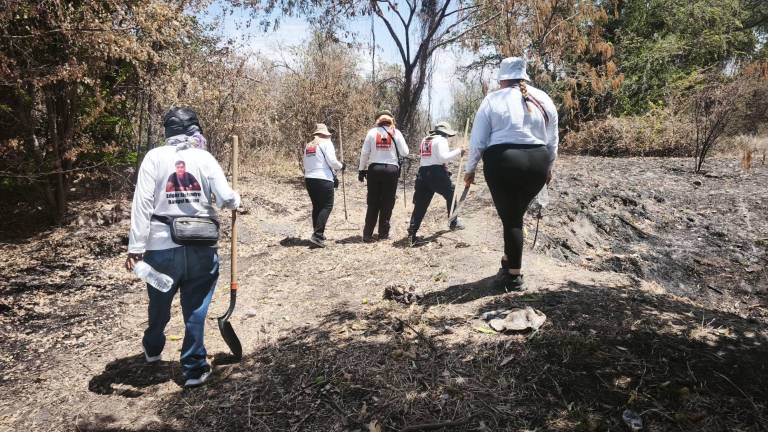Integrantes de Sabuesos Guerreras exigieron que las autoridades actúen con sensibilidad y respeto hacia las víctimas y sus familias.
