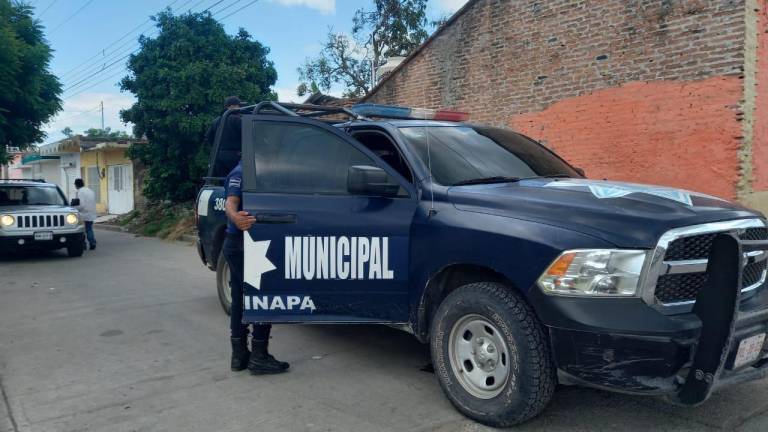 Se quejan agentes de Seguridad Pública de Escuinapa por recortes a su salario