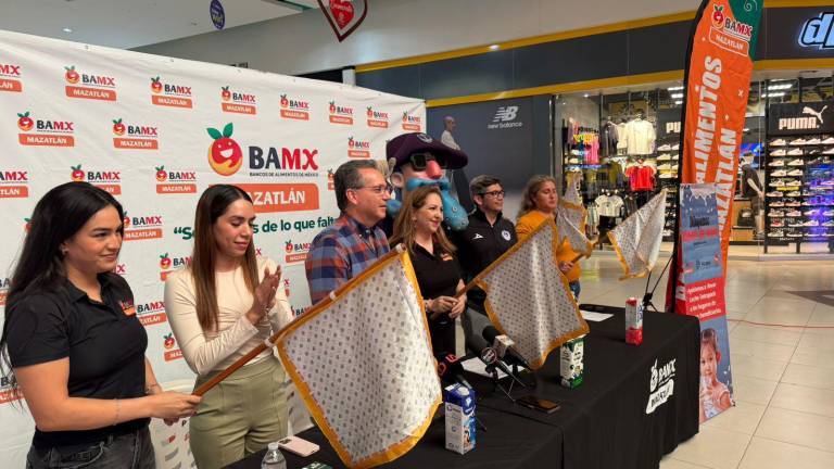 Autoridades dieron el banderazo oficial de la campaña ‘Bigotes de Leche 2026’.