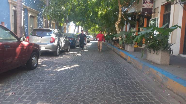 El Gobierno de Mazatlán trabaja en un proyecto para hacer peatonales algunas calles del Centro Histórico durante la llegada de cruceros.