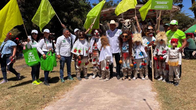 Los candidatos acordaron construir una agenda a favor del impulso de cultura.