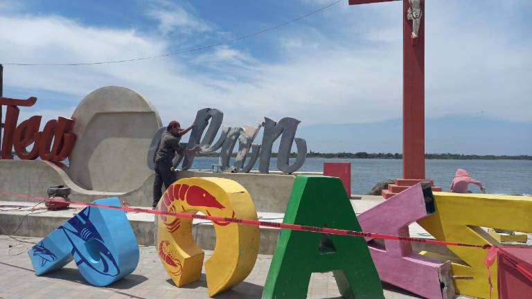 En Teacapán una joven de 15 años había sido reportada como desaparecida; fue víctima de secuestro virtual.