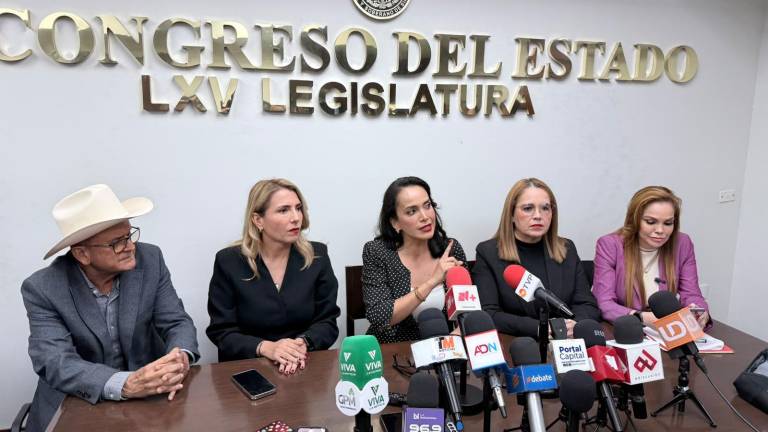 El grupo opositor en el Congreso de Sinaloa reclama que no se les tomara en cuenta para la Mesa Directiva.