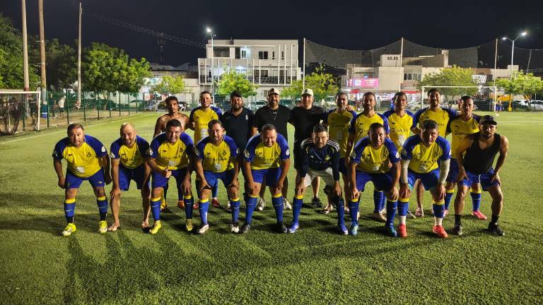 Colonia Lázaro Cárdenas gana por 3-1.