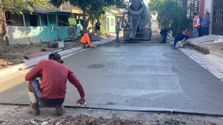 Invierten más de $8 millones en rehabilitar calle de la colonia Klein, en Mazatlán