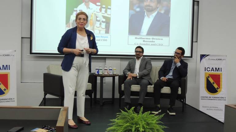 Silvia Cacho, Billy Orozco y Óscar Benavides encabezan la conferencia.