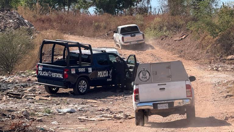 Activistas localizaron un fragmento de cráneo en un terreno usado como relleno sanitario en Culiacán.