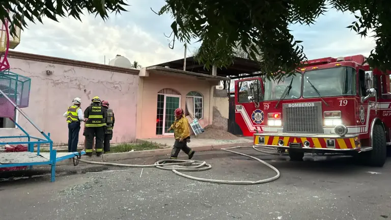 Bomberos Culiacán reportó 49 incendios en casas habitación en Culiacán entre enero y febrero de este año.
