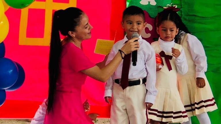 DIF Escuinapa gradúa a niños y niñas de la Generación 2023 del CAIC