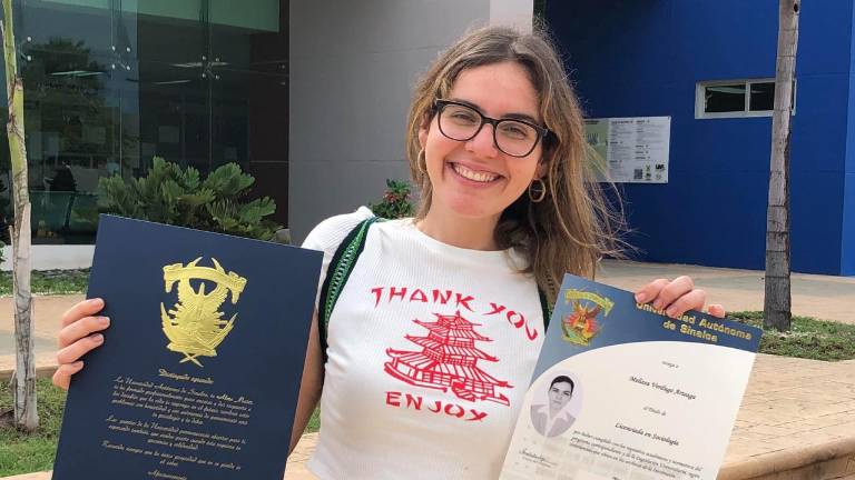 Melissa Verdugo relata su historia y el camino que tuvo que pasar para recibir un trasplante de riñón.