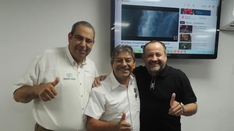 Comparte Paúl Chávez con empresarios, estrategias para reinventar su negocio