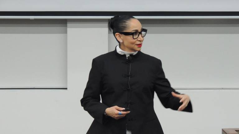 Despierta mentes Celeste Hernández con la charla ‘¿Te estás saboteando?’