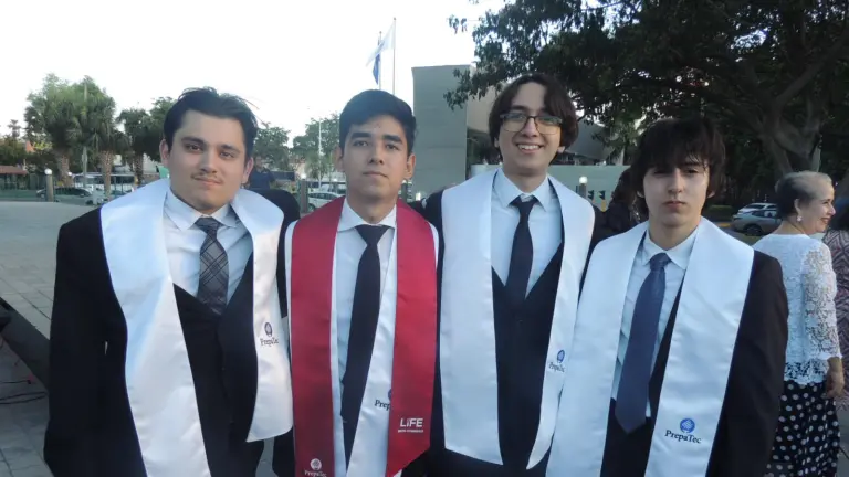 En solemne ceremonia, egresa la Generación Mayo 2026 de la Prepa Tec