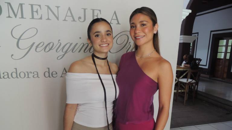 Rinde AMMJE homenaje a la empresaria y socia fundadora Martha Georgina Orozco