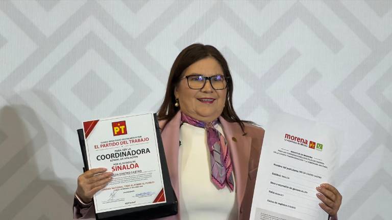 Imelda Castro destacó al ser la primera aspirante en presentarse para cumplir con el proceso correspondiente a su entidad.