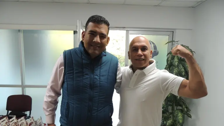 Realiza Ejecutivos de Ventas y Mercadotecnia su última sesión del año, con motivante charla con Gnozin Navarro