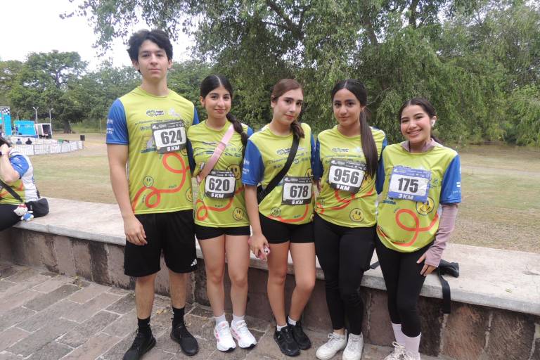 Participan en la séptima edición de la carrera ‘Corro por sus sueños’