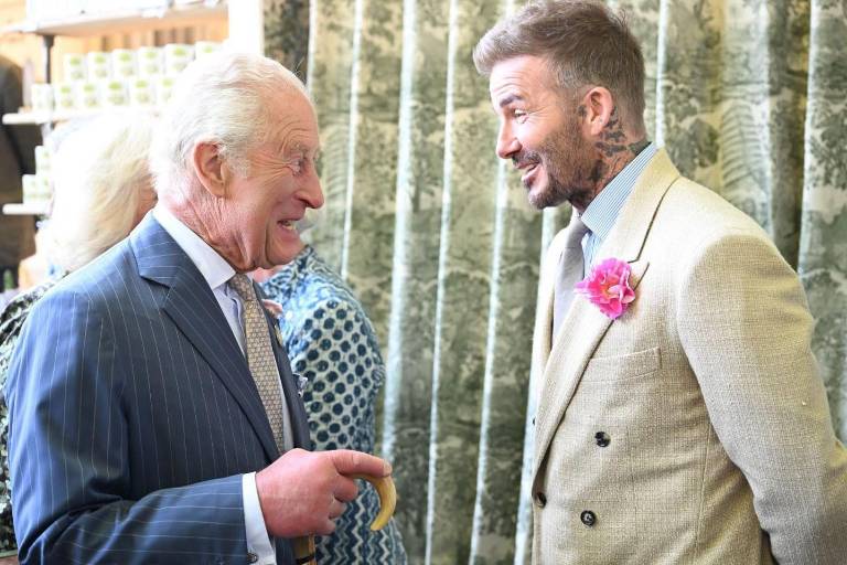 Será David Beckham nombrado caballero por el rey Carlos III