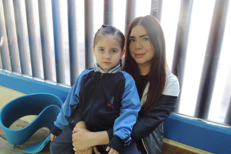 Con un taller de matrogimnasia fortalecen papás su relación con sus hijos