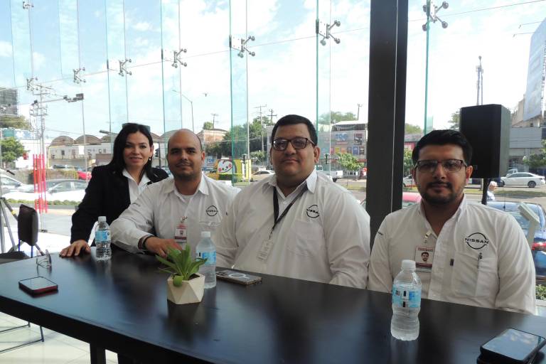 Celebra Grupo Del Rincón 56 años, reinaugurando sus tres agencias en Culiacán