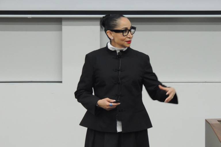 Despierta mentes Celeste Hernández con la charla ‘¿Te estás saboteando?’