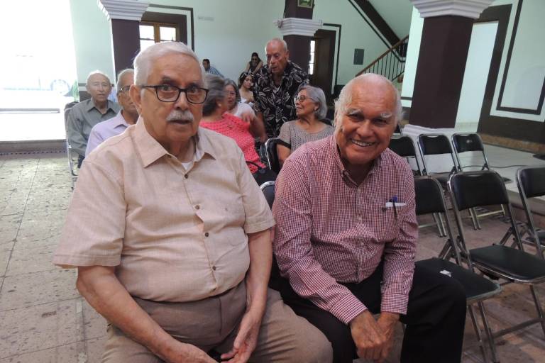 Muestra David Rubio sus orígenes en la presentación de su nuevo libro