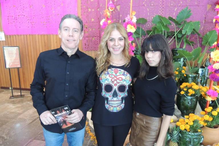 Disfrutan del vuelo de las mariposas con el espectáculo ‘Monarca’