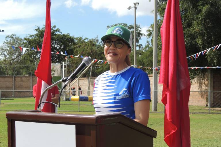 Disfrutan en el Instituto Senda de su tradicional evento ‘Rojos y Azules’