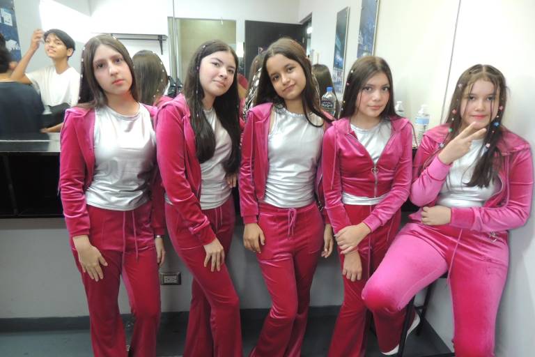 Con un festival musical, egresa nueva generación de Cadi Las Américas