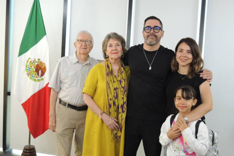 Señala Adrián Espinoza que la Inteligencia Artificial viene a sumar, no a reemplazar