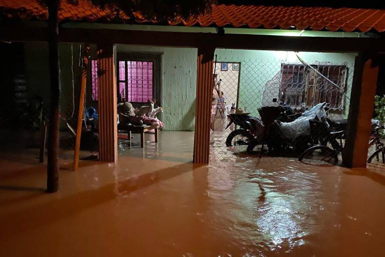 Lluvias intensas ocasionan desbordamiento de arroyos y ríos en sur de Escuinapa