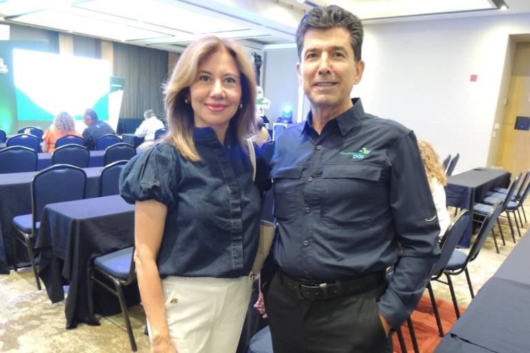 Buscan construir paz y fortalecer a empresas con la responsabilidad social empresarial