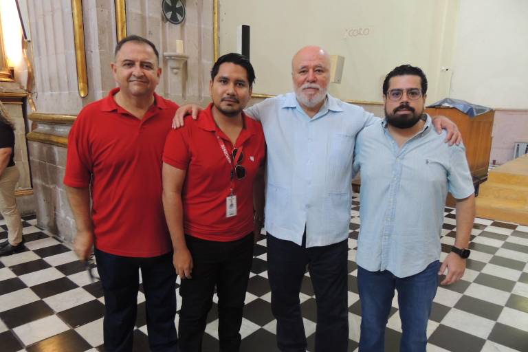 Agradece Noroeste a Dios por su 53 Aniversario
