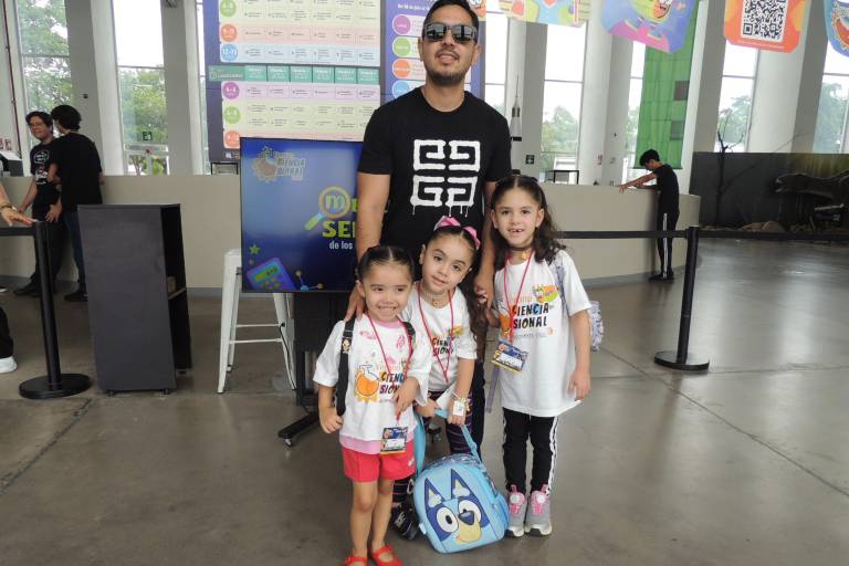 Aprenden mientras juegan en los cursos de verano de Centro de Ciencias de Sinaloa
