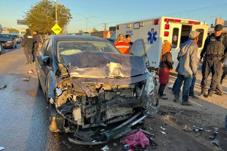 Choque de dos autos en la Internacional deja siete lesionados en Villa Unión