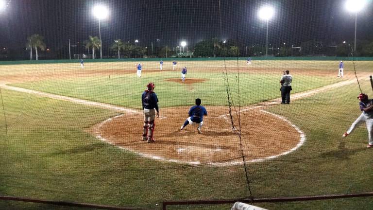 La Unidad Deportiva Benito Juárez es la sede de la Liga de Beisbol Nuevos Valores Imdem.