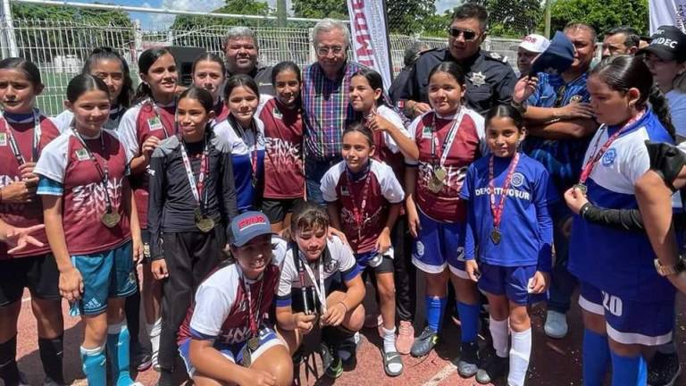 La Liga Municipal Femenil de la SSPYTM corona a sus campeonas