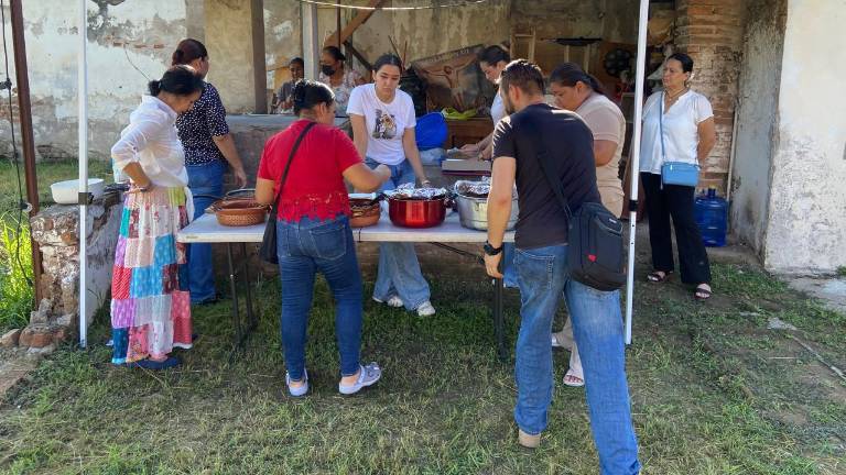 Actividad realizada en Cacalotán, Rosario, para recaudar fondos para los festejos de la Virgen de Loreto.