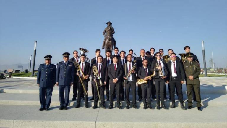Participa la Banda Sinfónica Juvenil en el Aeropuerto Felipe Ángeles