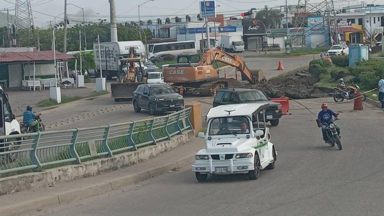 Obras en puente de Prados del Sol en Mazatlán concluirán la próxima semana en parte más crítica