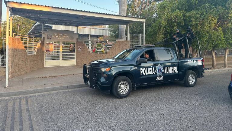 Elementos de seguridad de Ahome iniciaron una campaña de información para fortalecer la cultura de la denuncia entre los ciudadanos.