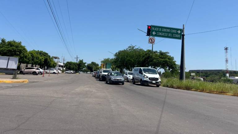 Tras las reparaciones de la Japac, la Avenida Federalismo en Culiacán fue reabierta a la circulación.