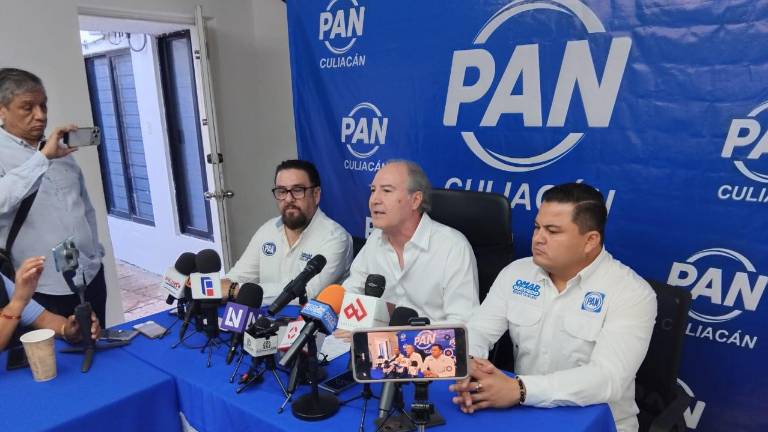 La dirigencia del PAN en Culiacán advierte de riesgos en la salud ante la falta de insumos para vacunar contra el sarampión.