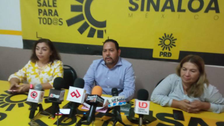 PRD reta al Gobernador y al Congreso a posicionarse sobre adjudicación directa de lámparas led de Mazatlán