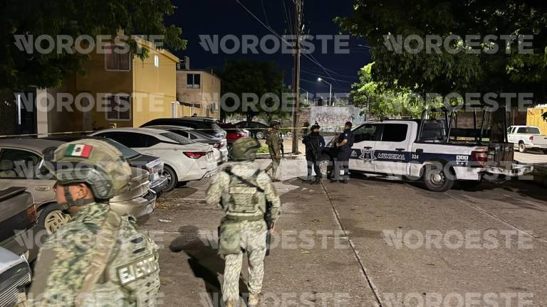 El ataque se reportó en la esquina de las avenidas Las Garzas y Las Águilas del mencionado sector.