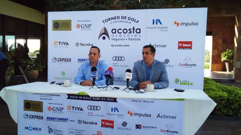 Jorge Palomino y Alan Acosta comparten los detalles del torneo de golf.