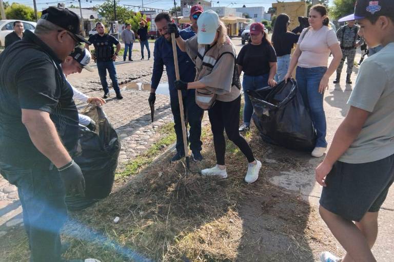 Más de 500 personas participan en jornada de limpieza en Mazatlán