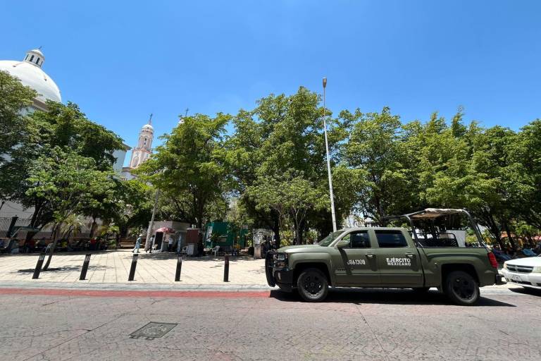 Ciudadanos temen que despliegue militar en Culiacán desencadene enfrentamientos