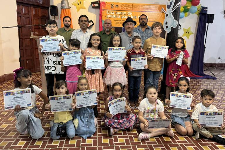 Dan ‘Una mano de pintura para los niños’